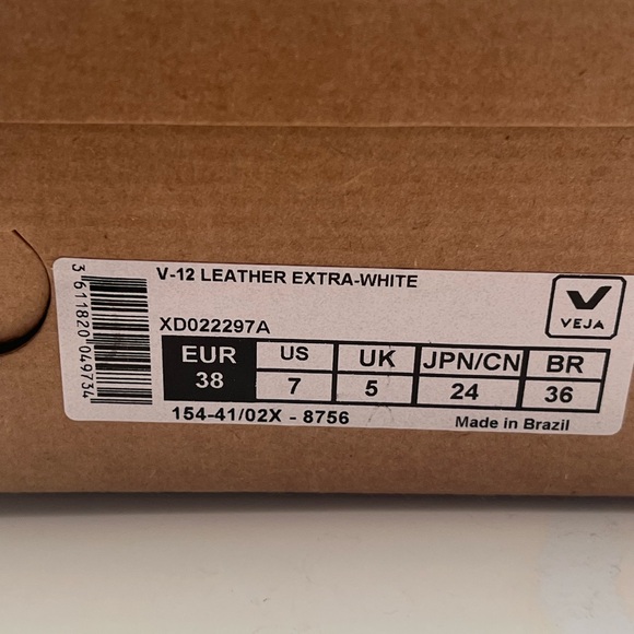 VEJA V12 Leather Extra White US 7 | EU 38 - Picture 5 of 12